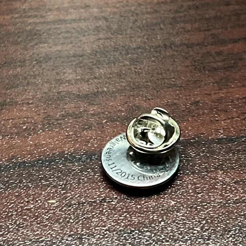 Red Nose‎ Day 2016 Lapel Hat Pin
